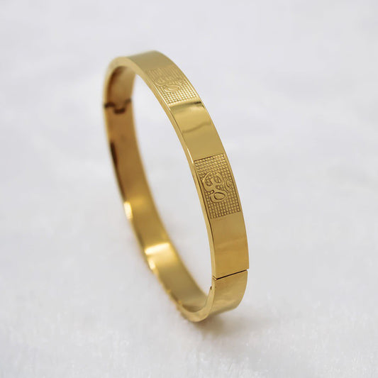 Om Carving Premium Gold Men's Bracelet